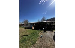 1882 Goodwill Rd, Huntington, WV 25704