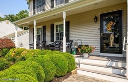 18 Standish Drive, Howell, NJ 07731