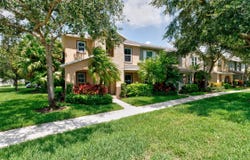 1670 Pointe W Way, Vero Beach, FL 32966