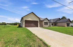 203 E Florida Street, Beebe, AR 72012