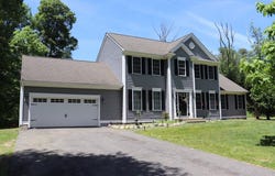2 Collins Ln, Dartmouth, MA 02747
