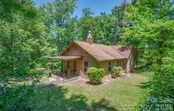77 First Street, Tryon, NC 28782