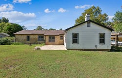 902 Circle Drive, Arkansas City, KS 67005