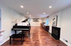 26 Polo Field Lane, Lake Success, NY 11020