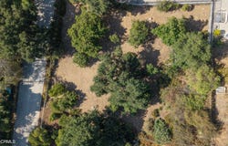 3273 New York Drive, Pasadena, CA 91107