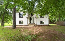 4042 Burns Road, Howell, MI 48855