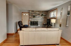231 Cherrydell Dr, Pittsburgh, PA 15220