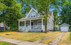 1133 Hotz Ave, IowaCity, IA 52245