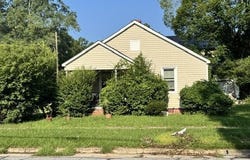 216 E Peyton Avenue, Kinston, NC 28501