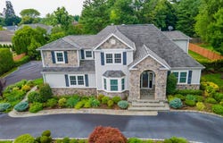 8 Parkview Drive, Jericho, NY 11753