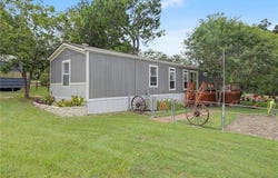 637 Lakeview Drive, Caldwell, TX 77836