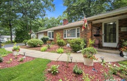 91 Forest Drive, Wethersfield, CT 06109