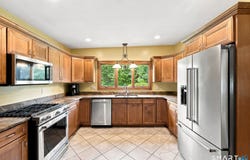 467 Somers Road, Ellington, CT 06029