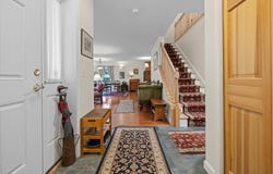 62 Pullman Lane, Hartford, VT 05001