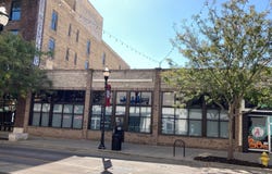 308 Park Central E, Springfield, MO 65806