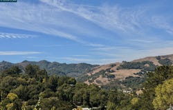 78 Muth Dr, Orinda, CA 94563