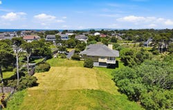 1337 BEACH LOOP Dr, Bandon, OR 97411