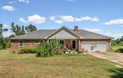 83 County Road 523, COMO, MS 38619