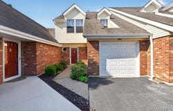 352 Windsor Place, St Peters, MO 63376