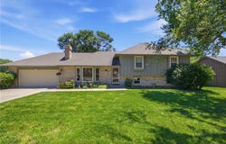 503 S Park Drive, Raymore, MO 64083