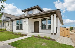 124 Tenny Ln, Kyle, TX 78640