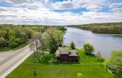 3004 Riverside Drive, Beloit, WI 53511