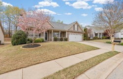 863 Vandenburg Drive, Boiling Springs, SC 29316