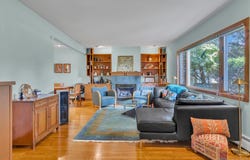 14 Spencer Way, Kings Park, NY 11754