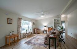 3 Revolution Dr, Dover, NH 03820