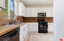 3896 Manquelo Ct, Perris, CA 92571