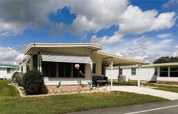 351 HAWTHORNE Boulevard, LEESBURG, FL 34748
