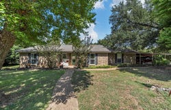 611 Rosenthal Road, Lorena, TX 76655