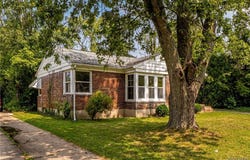 41 Jasper Drive, Amherst, NY 14226