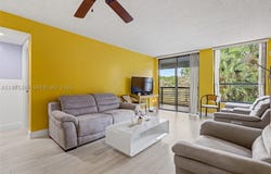 6701 N University Dr, Tamarac, FL 33321