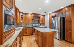 11 Maple Run Drive, Jericho, NY 11753