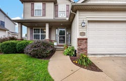1310 Longford Lane, Bloomington, IL 61704