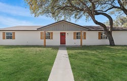 113 Crestline Dr, Pleasanton, TX 78064