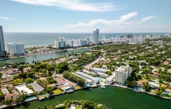 4730 Pine Tree Dr, Miami Beach, FL 33140