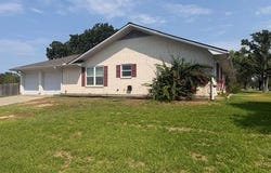 3612 Meadow Oaks Lane, Bryan, TX 77802