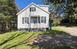 9481 Sessions Road, New Hartford, NY 13413