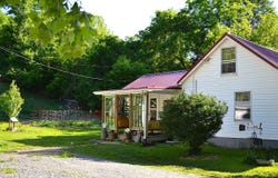 2683 Alta Dr, Alderson, WV 24910