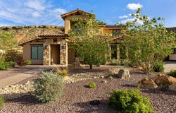385 E ENTRADA Dr, Virgin, UT 84779