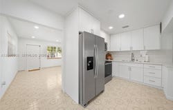 1250 W 34th St, Hialeah, FL 33012