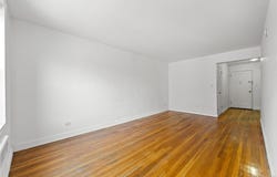 15020 71st Avenue, Flushing, NY 11367
