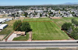 1145 N 2000 W, Clinton, UT 84015