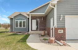 697 Prairie Boulevard, Dakota Dunes, SD 57049
