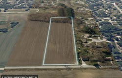 10242 N 500 E, DeMotte, IN 46310