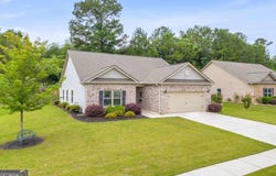 817 Hidden Hollow Circle, Commerce, GA 30529