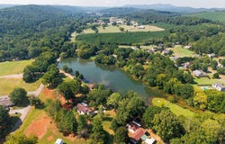 8 Perry Farm Road SW, Cave Spring, GA 30124