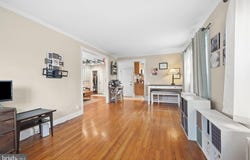 411 E WALNUT Street, PERKASIE, PA 18944
